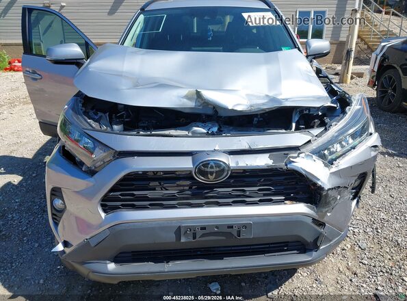 2T3P1RFV2MW153337 2021 TOYOTA RAV4 Silver წინა ხედი
