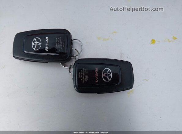 2T3P1RFV2PW353669 2023 TOYOTA LE Green 
