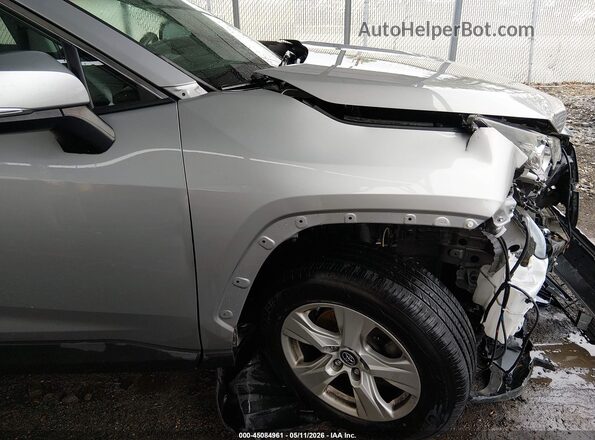 2T3P1RFV3KW072439 2019 TOYOTA LE Серебряный 