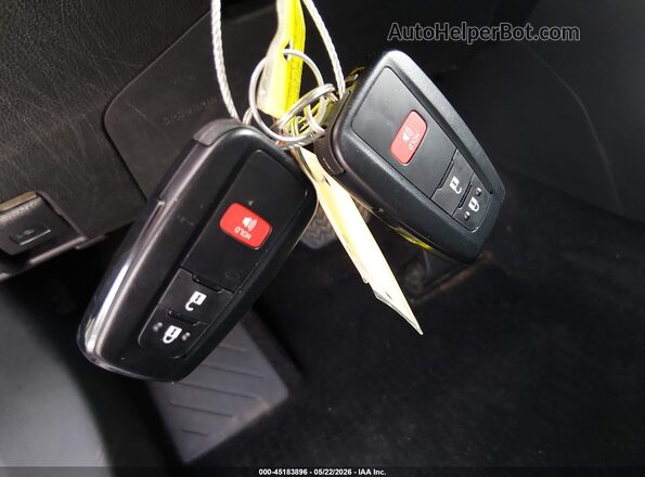 2T3P1RFV3NC274686 2022 TOYOTA RAV4 Silver Առջևի վահանակի տեսք