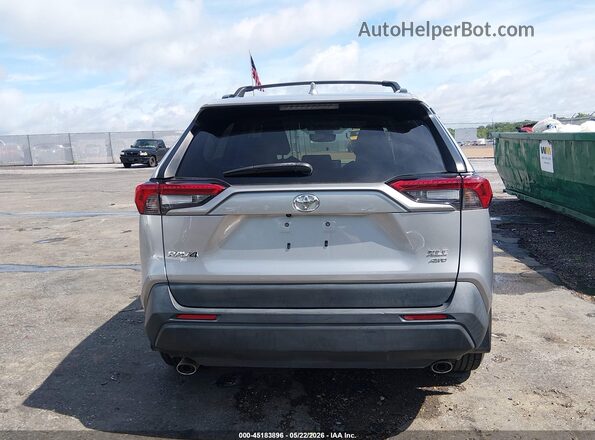 2T3P1RFV3NC274686 2022 TOYOTA RAV4 Silver 