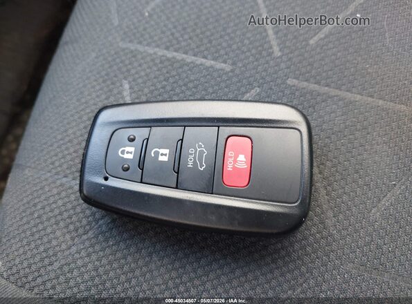 2T3P1RFV3NC320002 2022 TOYOTA LE Silver Առջևի վահանակի տեսք