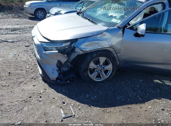 2T3P1RFV3NC320002 2022 TOYOTA LE Silver Դիմացի տեսք