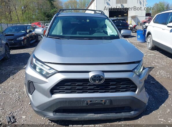 2T3P1RFV3NC320002 2022 TOYOTA LE Silver Սարքավորումների վահանակի տեսք