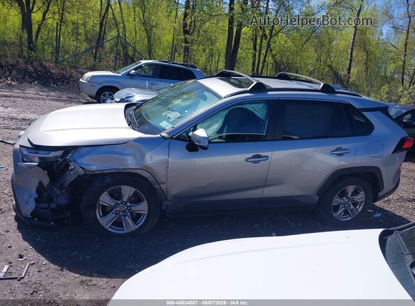2T3P1RFV3NC320002 2022 TOYOTA LE Silver Սալոնի 360 աստիճան տեսք