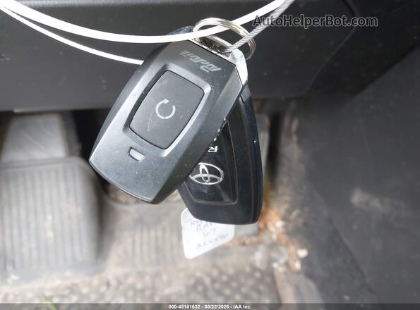 2T3P1RFV5NC275418 2022 TOYOTA RAV4 Серый Вид панели приборов