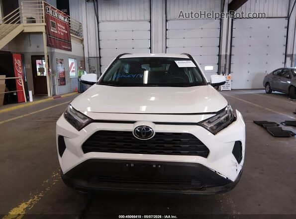 2T3P1RFV5NC293787 2022 TOYOTA LE White Առջևի վահանակի տեսք