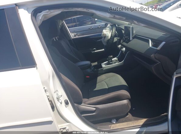 2T3P1RFV5PC339444 2023 TOYOTA RAV4 Белый Вид салона спереди