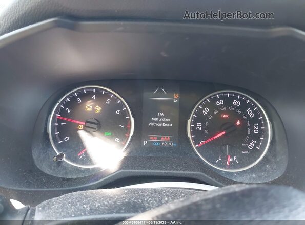 2T3P1RFV6MC144786 2021 TOYOTA RAV4 White უკანა სავარძლების ხედი