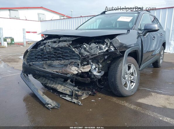 2T3P1RFV6NC256912 2022 TOYOTA RAV4 Серый Вид спереди