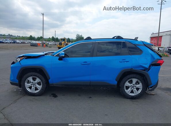 2T3P1RFV7KW027293 2019 TOYOTA LE Blue 