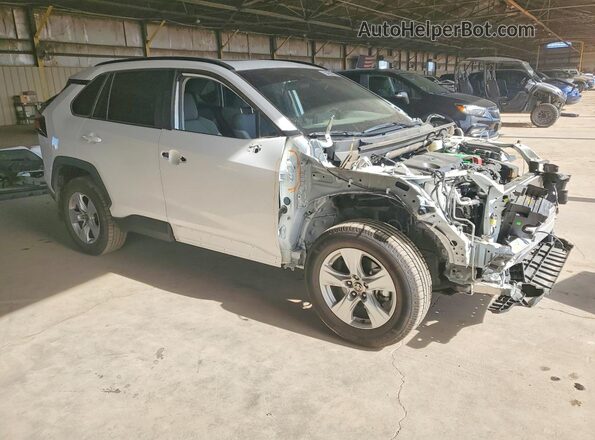 2T3P1RFV7MC210472 2021 TOYOTA RAV4 Белый Передняя правая четверть