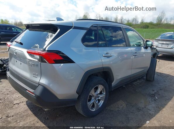 2T3P1RFV7PW329271 2023 TOYOTA LE Silver Задня права чверть