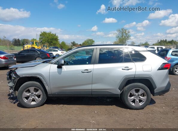 2T3P1RFV7PW329271 2023 TOYOTA LE Silver 
