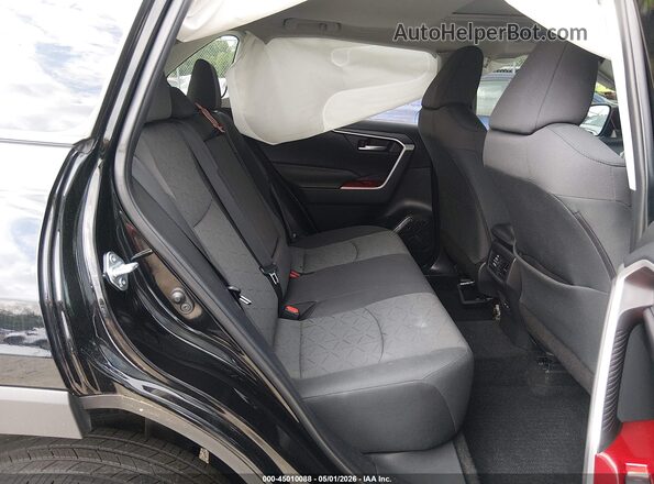 2T3P1RFV8RC404600 2024 TOYOTA LE Черный 