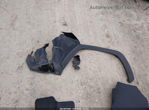 2T3P1RFV8RC404600 2024 TOYOTA LE Черный 