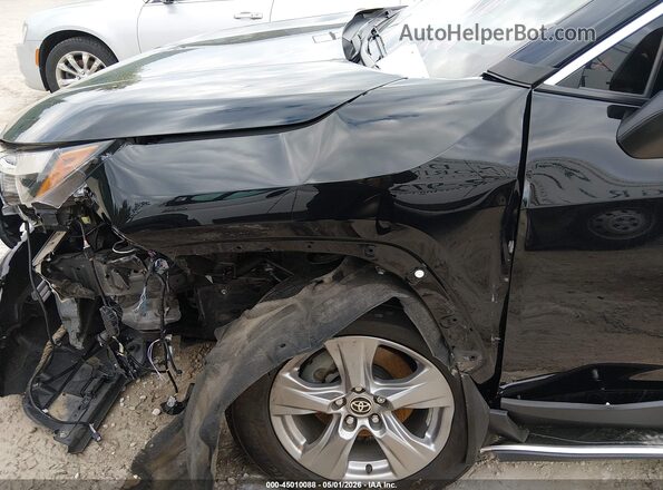 2T3P1RFV8RC404600 2024 TOYOTA LE Черный 