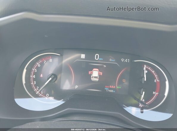 2T3P1RFV8RW494362 2024 TOYOTA RAV4 Red Widok tylnych siedzeń