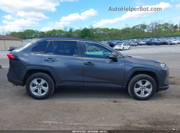 2T3P1RFV9MW185797 2021 TOYOTA RAV4 Gray Vista interior trasera