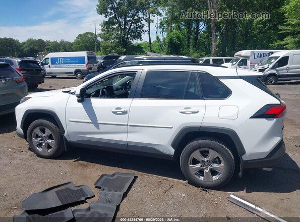 2T3P1RFV9RC471786 2024 TOYOTA RAV4 White Widok wnętrza 360 stopni