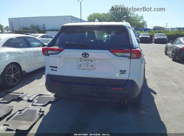 2T3P1RFVXPC329881 2023 TOYOTA RAV4 White 