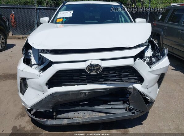 2T3P1RFVXPC378160 2023 TOYOTA LE White Դիմացի տեսք