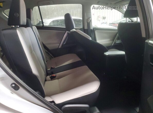 2T3RFREV0GW454964 2016 TOYOTA LE Silver 