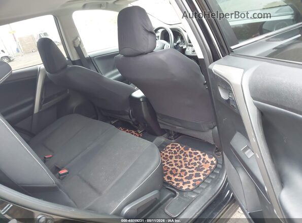 2T3RFREV0HW680780 2017 TOYOTA LE Черный Вид спереди
