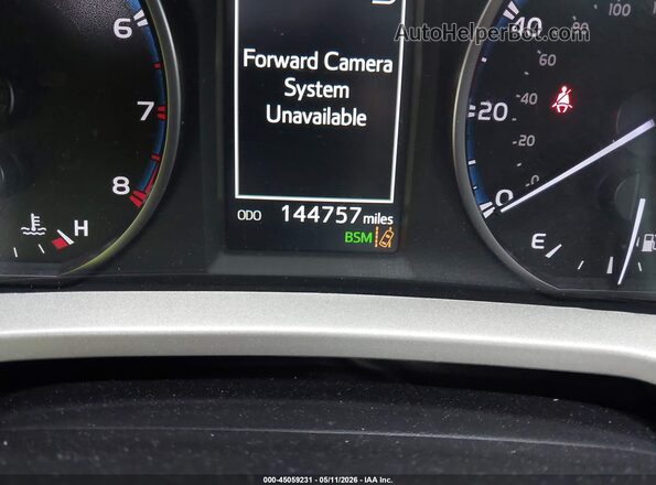 2T3RFREV0HW680780 2017 TOYOTA LE Черный Вид задней части салона