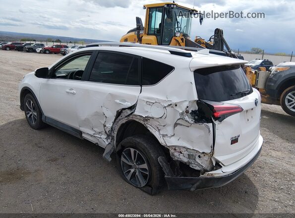 2T3RFREV0JW792646 2018 TOYOTA LE White 
