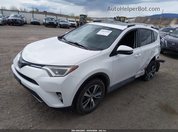 2T3RFREV0JW792646 2018 TOYOTA LE White 