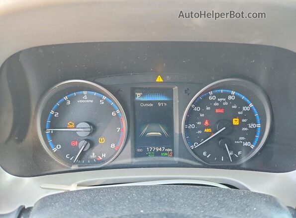 2T3RFREV2HW692302 2017 TOYOTA RAV Gray ხელსაწყოთა პანელის ხედი