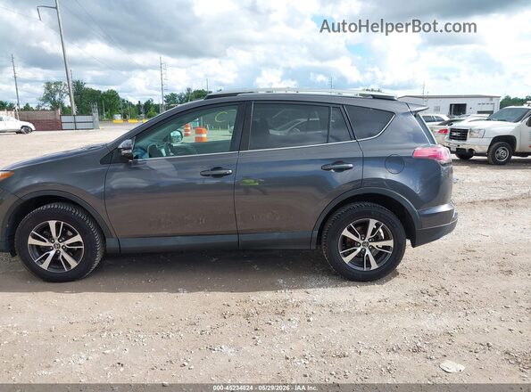 2T3RFREV4JW704164 2018 TOYOTA RAV4 Gray 