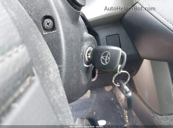 2T3RFREV5HW555399 2017 TOYOTA RAV4 Burgundy Առջևի վահանակի տեսք