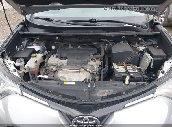 2T3RFREV7GW509359 2016 TOYOTA LE Silver Widok z tyłu