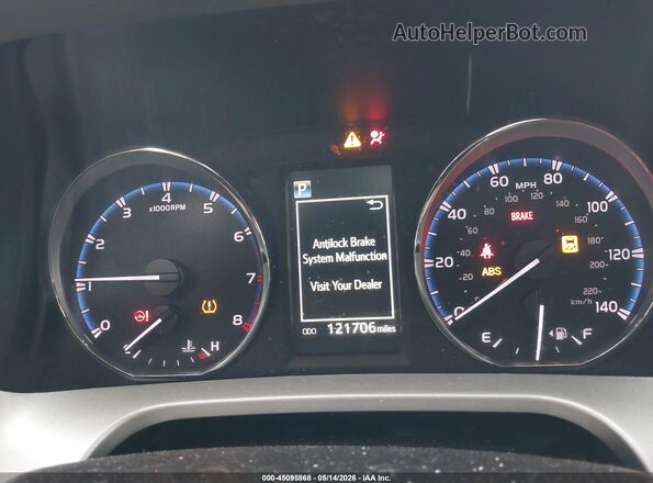 2T3RFREV7GW509359 2016 TOYOTA LE Silver Widok tylnych siedzeń