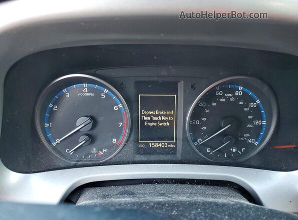 2T3RFREV7JW706684 2018 TOYOTA RAV4 Black ხელსაწყოთა პანელის ხედი