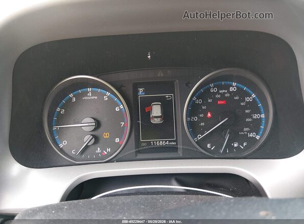 2T3RFREV7JW804310 2018 TOYOTA RAV4 White უკანა სავარძლების ხედი
