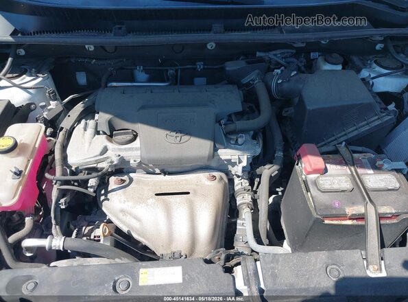 2T3RFREV8HW677853 2017 TOYOTA RAV4 White Вид ззаду