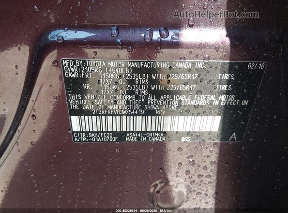 2T3RFREV8JW754419 2018 TOYOTA RAV4 Purple Вид підкапотного простору