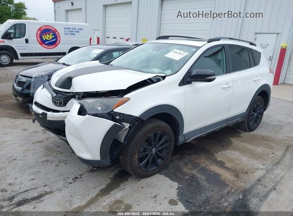2T3RFREV9JW827801 2018 TOYOTA RAV4 White Առջևի ձախ երեք քառորդ տեսարան