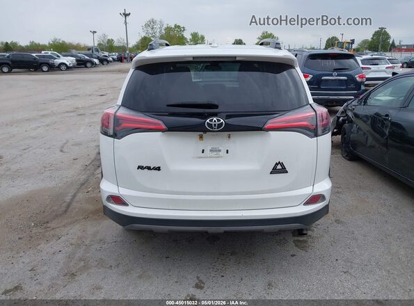 2T3RFREV9JW827801 2018 TOYOTA RAV4 White 
