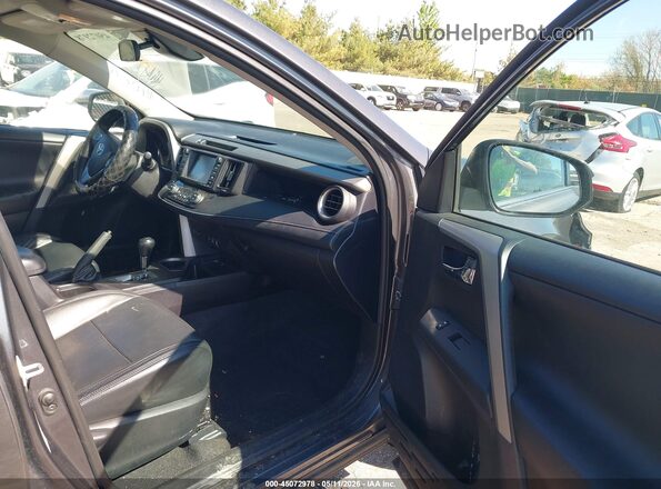 2T3RFREVXGW512434 2016 TOYOTA LE Gray Front interior view