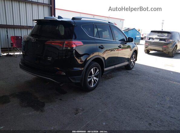 2T3RFREVXHW598233 2017 TOYOTA LE Черный 