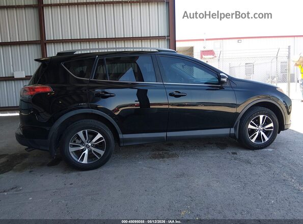 2T3RFREVXHW598233 2017 TOYOTA LE Черный 