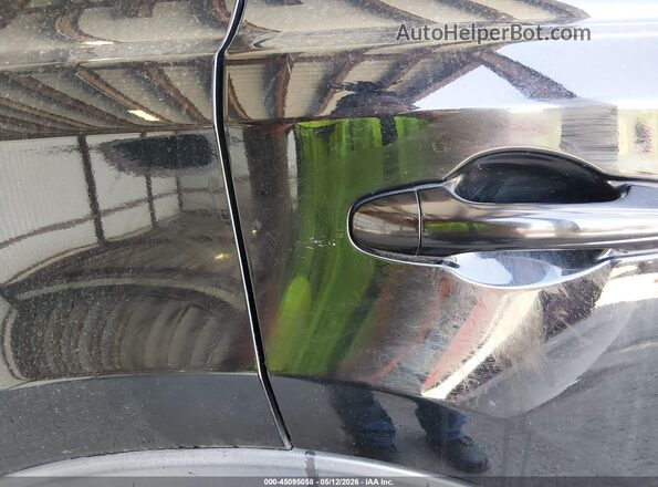 2T3RFREVXHW598233 2017 TOYOTA LE Черный 