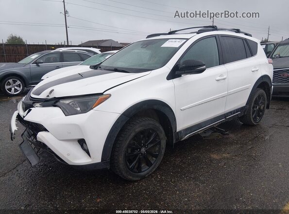 2T3RFREVXJW770010 2018 TOYOTA RAV4 White Front left