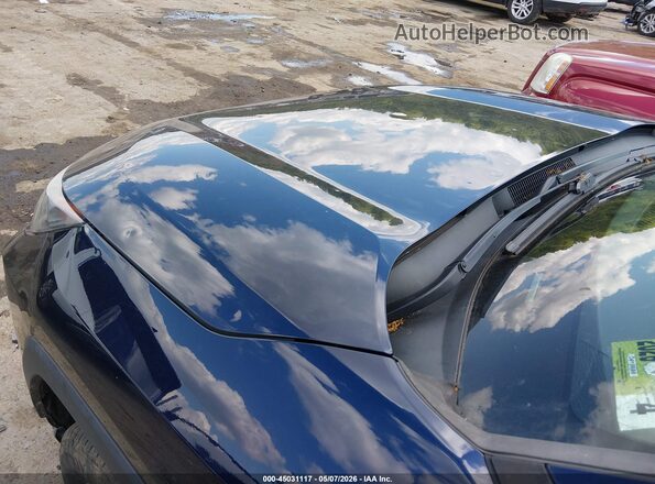 2T3RWRFV2KW035795 2019 TOYOTA LE Blue 