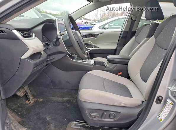 2T3RWRFV2RW196867 2024 TOYOTA RAV4 Silver Vista interior delantera