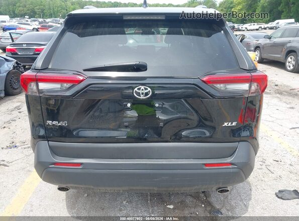 2T3W1RFV0MW155647 2021 TOYOTA LE Black 